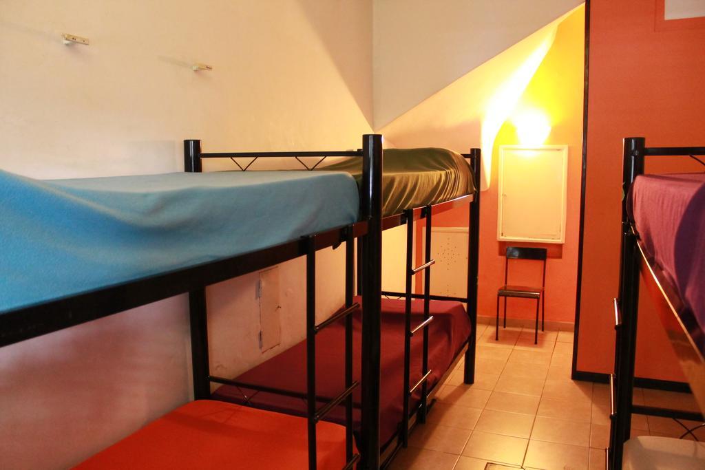 La Lechuza Hostel Rosario Eksteriør billede