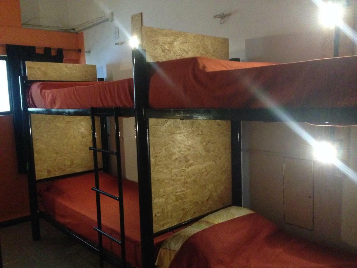 La Lechuza Hostel Rosario Eksteriør billede
